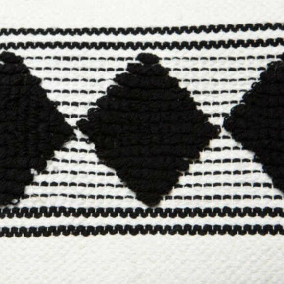 NWT CARAVAN HOME Diamond Woven Rug - Picture 6 of 13